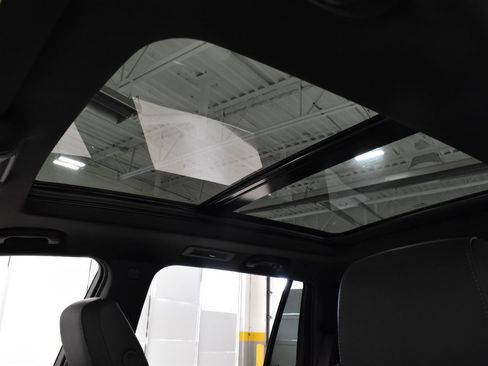 New 2025 Cadillac XT6 Premium Luxury w/ LPO, Floor Liner Package AWD/4WD image 3