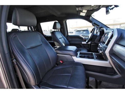 Certified 2022 Ford F350 Lariat w/ Black Appearance Package AWD/4WD image 29