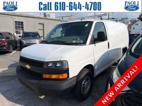 Used 2021 Chevrolet Express 2500 w/ Driver Convenience Package RWD image 1