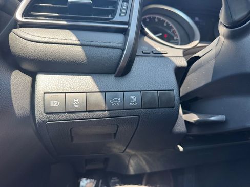 Used 2024 Toyota Camry LE FWD image 28