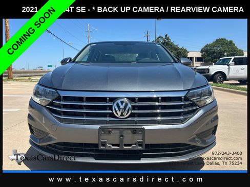 Used 2021 Volkswagen Jetta SE FWD image 2