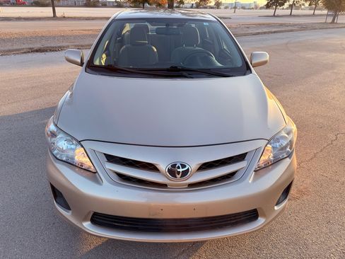 Used 2011 Toyota Corolla LE image 46