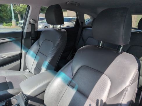 Used 2020 Hyundai Tucson Limited FWD image 12