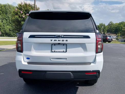 Used 2024 Chevrolet Tahoe Z71 w/ Luxury Package AWD/4WD image 5
