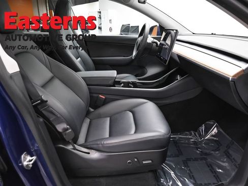 Used 2021 Tesla Model Y Long Range AWD/4WD image 18
