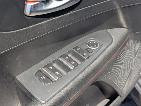 Used 2020 Kia Forte GT FWD image 27