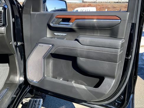 Used 2023 GMC Sierra 1500 Denali w/ Denali Reserve Package image 22