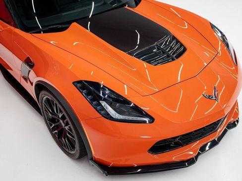 Used 2019 Chevrolet Corvette Z06 RWD image 7
