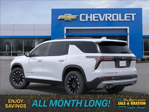 New 2026 Chevrolet Traverse Z71 w/ Driver Confidence Package image 3