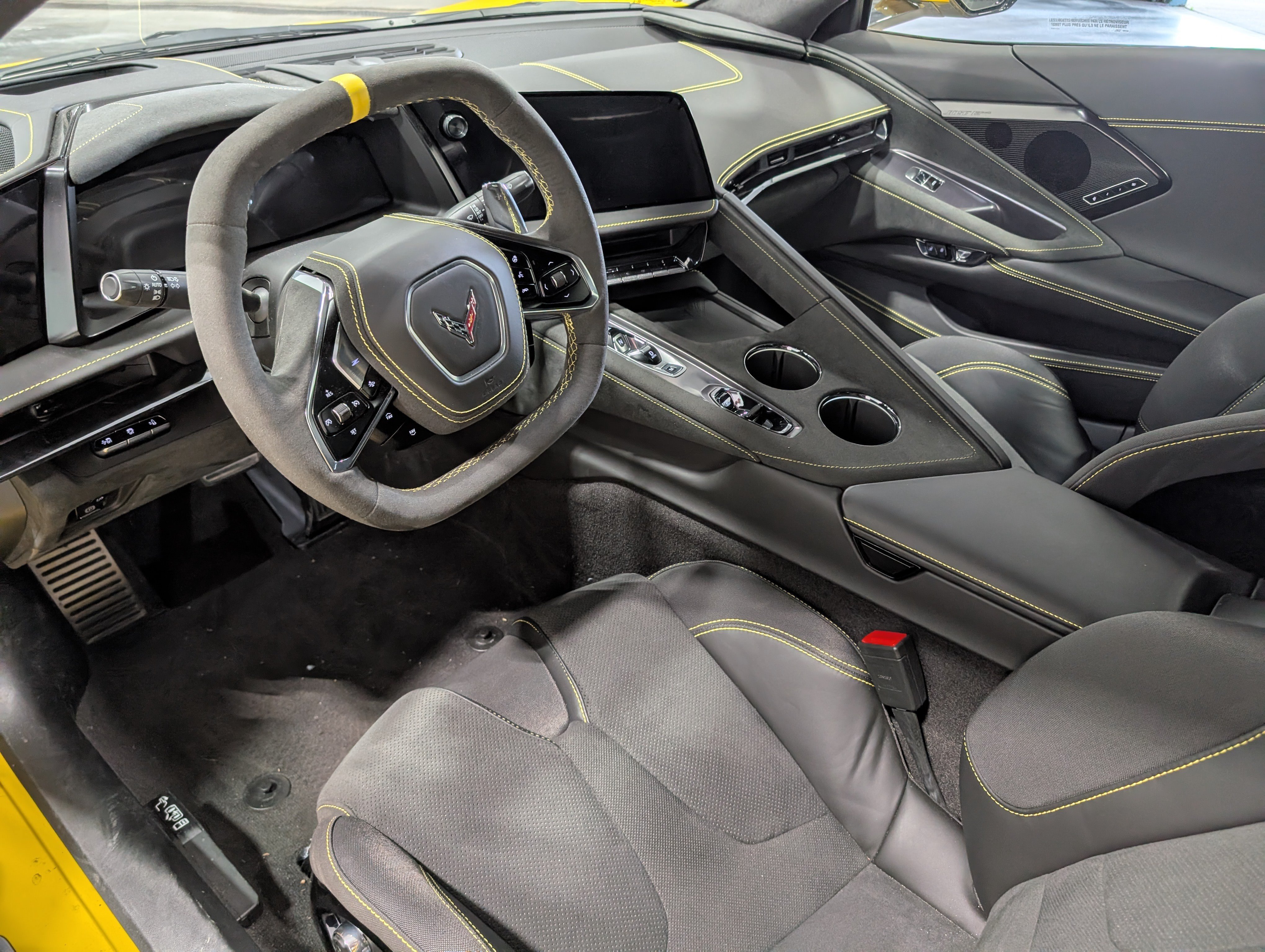 Used 2026 Chevrolet Corvette Stingray Premium Cpe w/ Z51 Performance Package RWD image 13