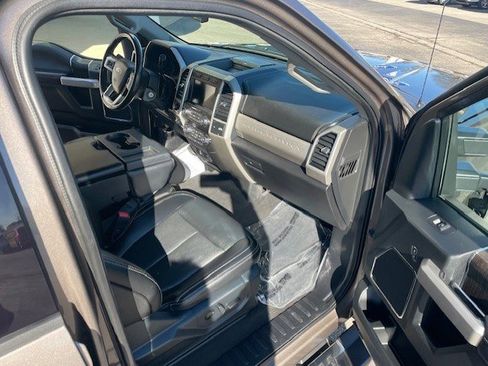 Used 2021 Ford F250 Lariat w/ Lariat Value Package image 9