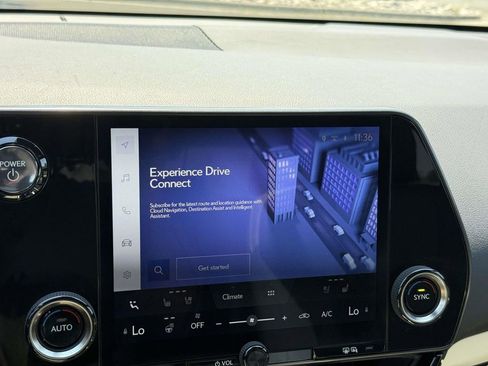 Used 2024 Lexus NX 350h AWD image 11