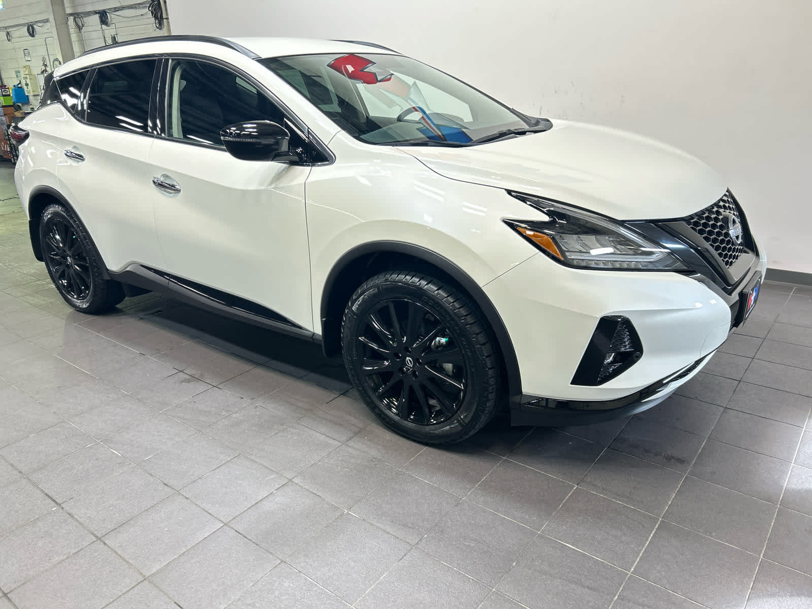 Used 2023 Nissan Murano SV w/ SV Midnight Edition Package AWD/4WD image 2