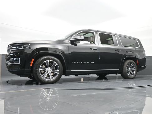 Used 2024 Jeep Grand Wagoneer L 4WD image 60