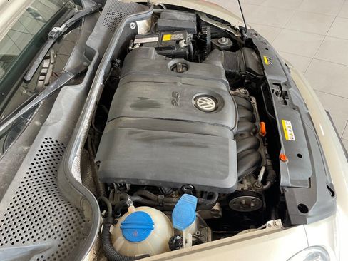 Used 2012 Volkswagen Beetle 2.5 image 34