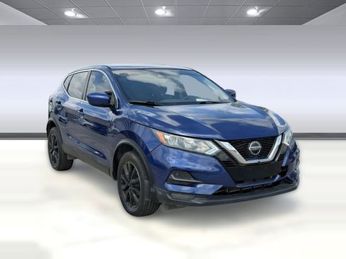 Used 2021 Nissan Rogue Sport S image 5