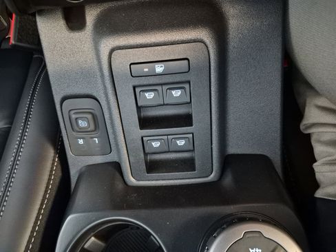 New 2025 Ford Bronco Outer Banks w/ Sasquatch Package image 30