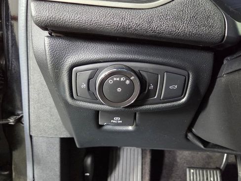 Used 2017 Lincoln MKZ Select image 18