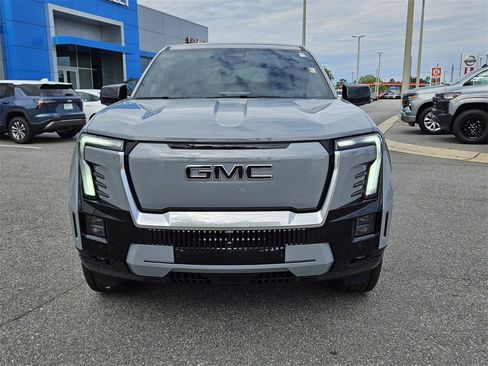 New 2025 GMC Sierra EV Denali image 17