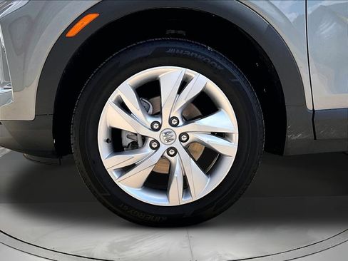 Used 2025 Buick Encore GX Preferred AWD/4WD image 32