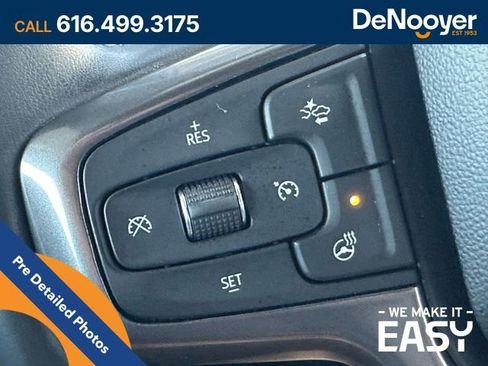 Used 2023 Chevrolet Silverado 1500 ZR2 w/ Technology Package image 37
