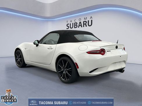 Used 2024 MAZDA MX-5 Miata Grand Touring RWD image 3