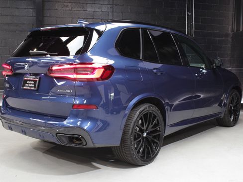 Used 2022 BMW X5 xDrive40i w/ M Sport Package AWD/4WD image 13