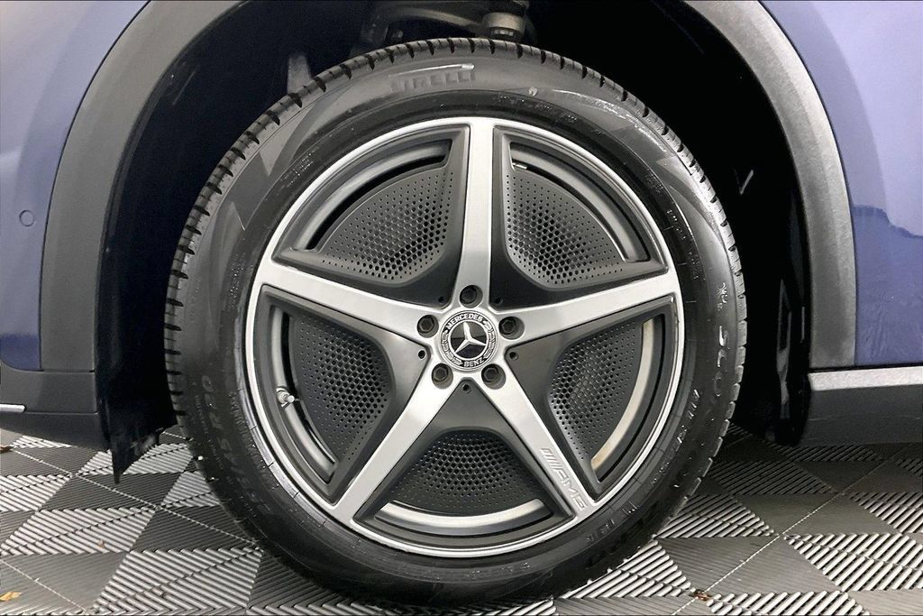 Certified 2023 Mercedes-Benz EQE 500 4MATIC SUV image 8