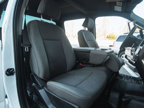 Used 2022 Ford F250 XL w/ STX Appearance Package image 19