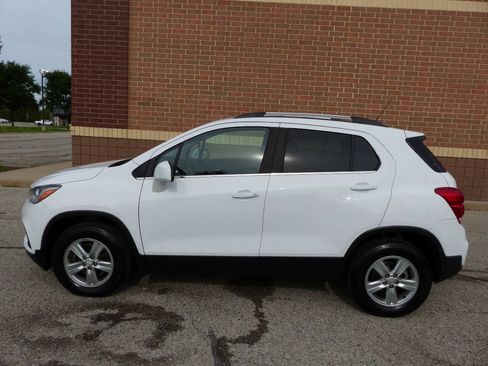 Used 2018 Chevrolet Trax LT AWD/4WD image 5