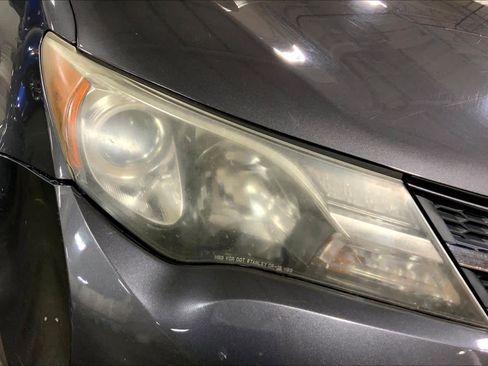 Used 2015 Toyota RAV4 Limited AWD/4WD image 28