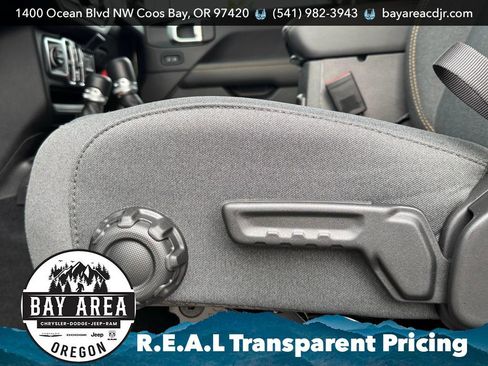 New 2026 Jeep Wrangler Unlimited Sahara w/ Safety Group AWD/4WD image 12