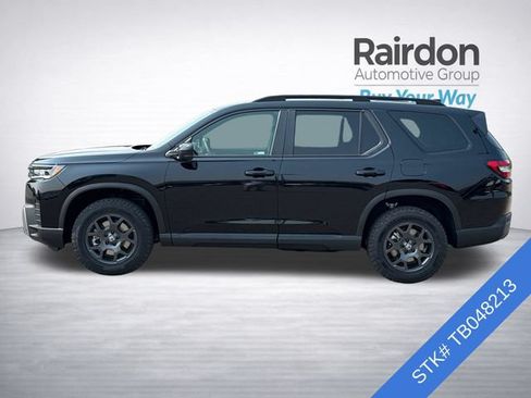 Used 2026 Honda Pilot TrailSport image 4