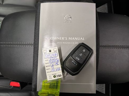 Used 2025 MAZDA CX-30 AWD 2.5 S w/ Select Sport Pkg image 31