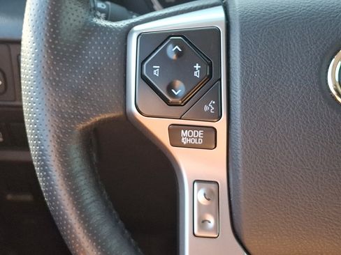 Used 2023 Toyota 4Runner Limited AWD/4WD image 22