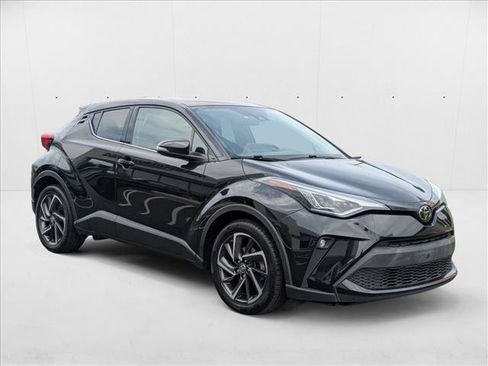 Used 2022 Toyota C-HR Limited image 3