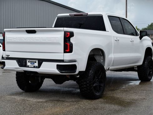 Used 2022 Chevrolet Silverado 1500 Custom RWD image 3