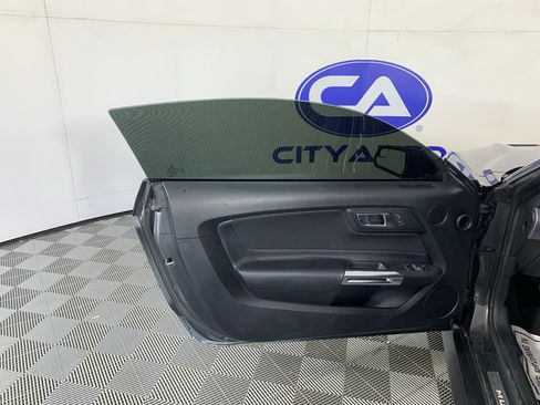 Used 2020 Ford Mustang GT w/ Equipment Group 301A RWD image 13
