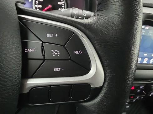 Used 2021 Jeep Renegade Latitude w/ Convenience Group AWD/4WD image 20