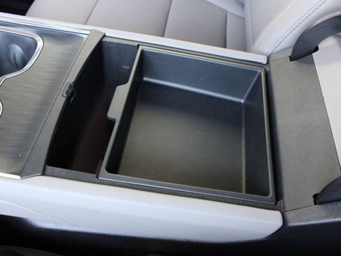 Used 2026 GMC Acadia Elevation w/ Elevation Premium Package FWD image 44