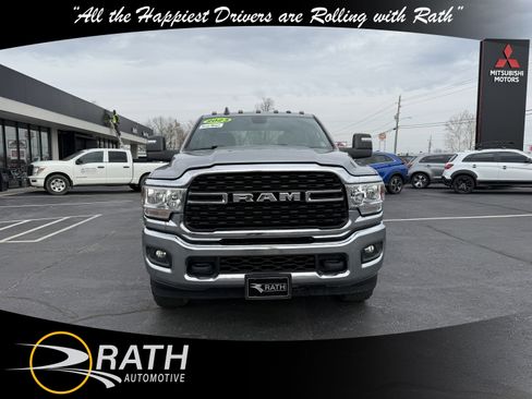 Used 2023 RAM 2500 Big Horn w/ Level 1 Equipment Group image 3