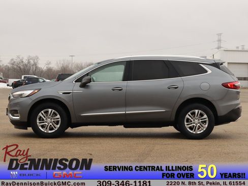 Used 2021 Buick Enclave Essence w/ Sound and Sites Package image 4