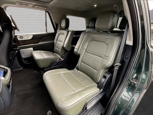 Used 2022 Lincoln Navigator Black Label AWD/4WD image 12