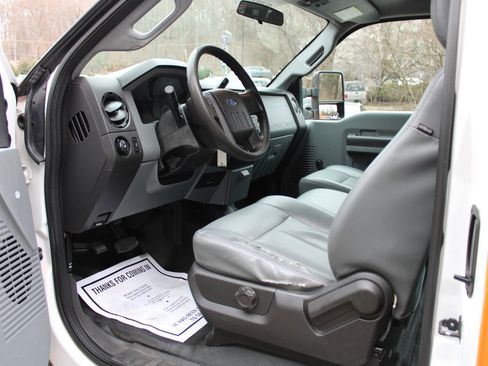 Used 2015 Ford F350 XL image 17