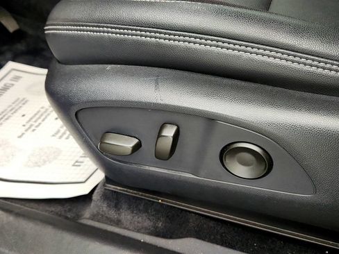 Used 2024 Chevrolet Blazer EV LT AWD/4WD image 11
