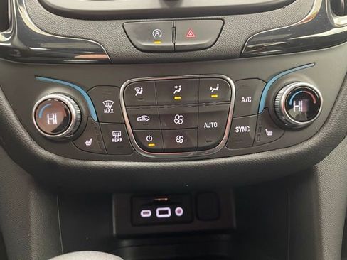 Certified 2024 Chevrolet Equinox RS image 5