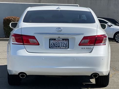 Used 2011 Lexus ES 350 FWD image 8