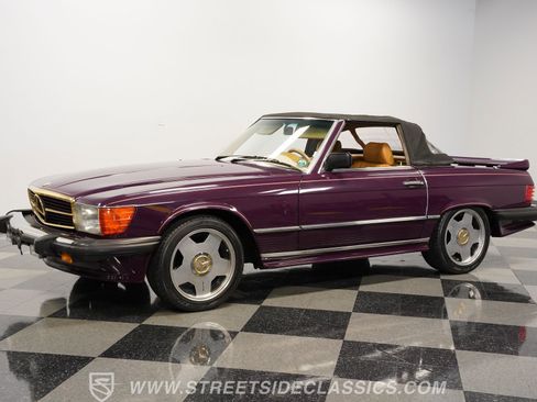 Used 1986 Mercedes-Benz 560 SL image 6