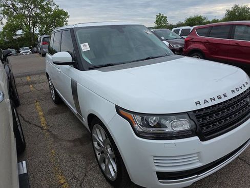 Used 2014 Land Rover Range Rover HSE AWD/4WD image 2