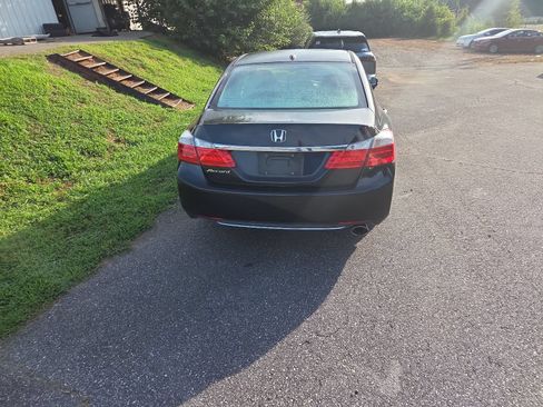 Used 2015 Honda Accord EX-L image 6